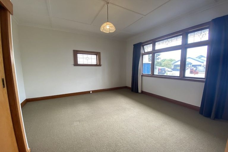 Photo of property in 64 Freyberg Street, Lyall Bay, Wellington, 6022