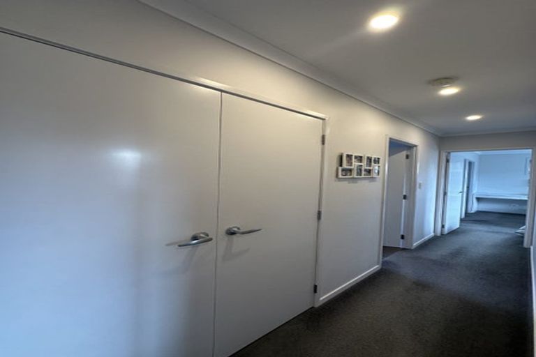 Photo of property in 220 Harbourside Drive, Karaka, Papakura, 2113