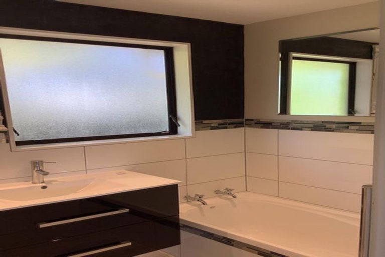 Photo of property in 26 Heathglen Avenue, Parklands, Christchurch, 8083