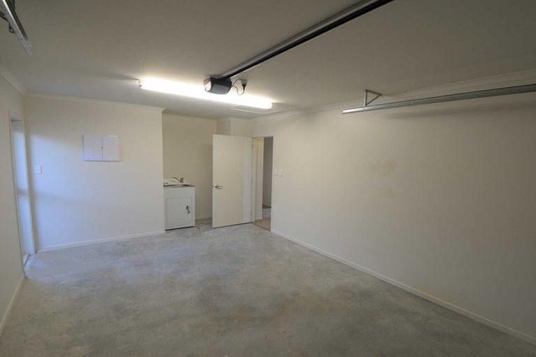 Photo of property in 9 Burford Way, Rolleston, 7615