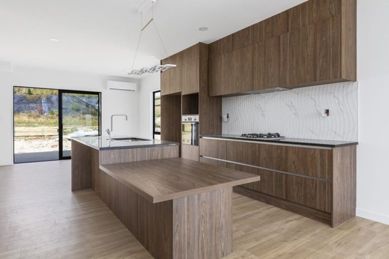 Photo of property in 5 Waka Street, Albany Heights, Auckland, 0632