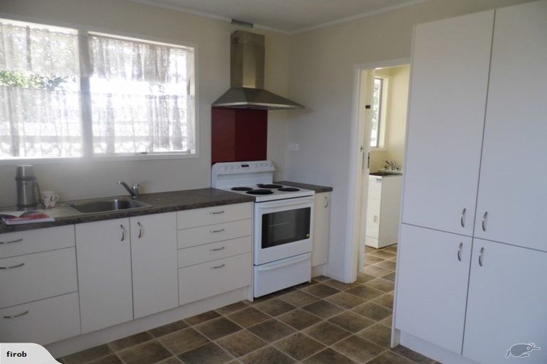Photo of property in 16 Inwoods Road, Parklands, Christchurch, 8083
