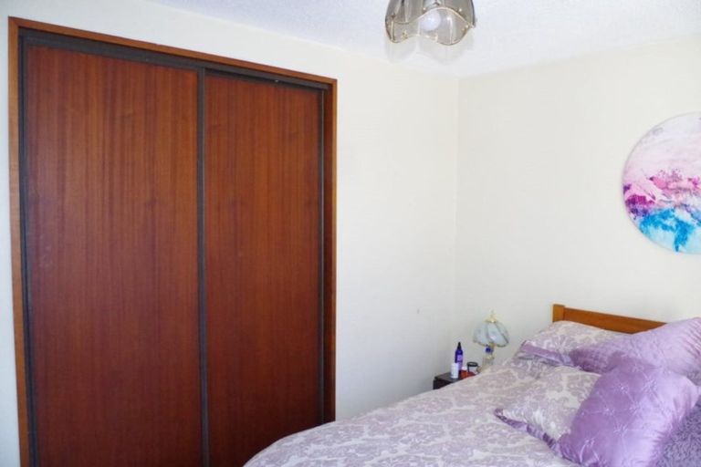 Photo of property in 14 Resolution Place, Bryndwr, Christchurch, 8053