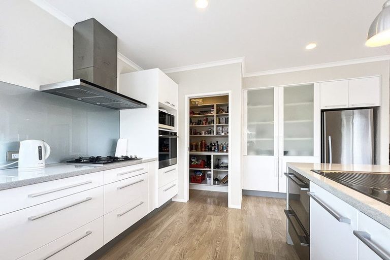 Photo of property in 65 Capriana Drive, Karaka, Papakura, 2113