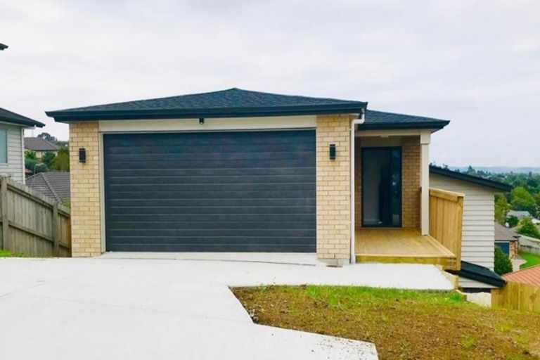 Photo of property in 61 Kirikiri Drive, Papakura, 2110