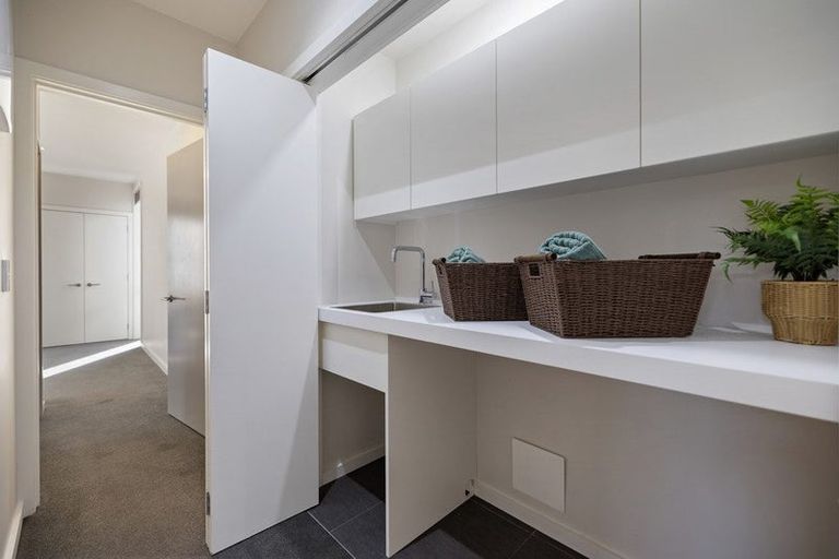 Photo of property in 12 Fife Court, Jacks Point, Queenstown, 9371