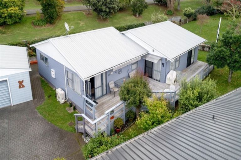 Photo of property in 124 Isabel Street, Whangamata, 3620