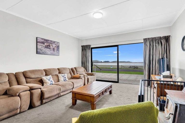 Photo of property in 358 Pounawea Road, Owaka, 9585