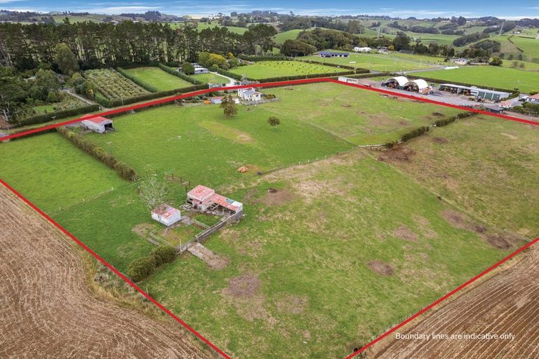 Photo of property in 155 Cross Road, Lepperton, New Plymouth, 4373