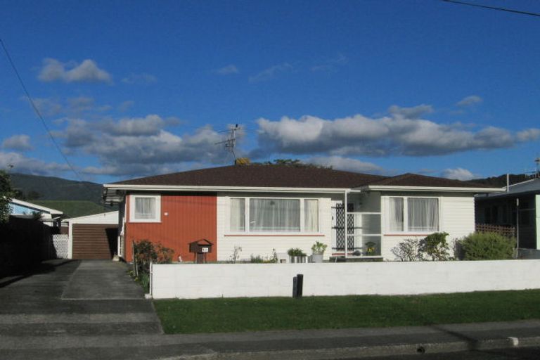 Photo of property in 68 Karamu Crescent, Wainuiomata, Lower Hutt, 5014