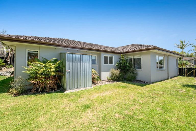 Photo of property in 9 Blue Heron Rise, Stanmore Bay, Whangaparaoa, 0932