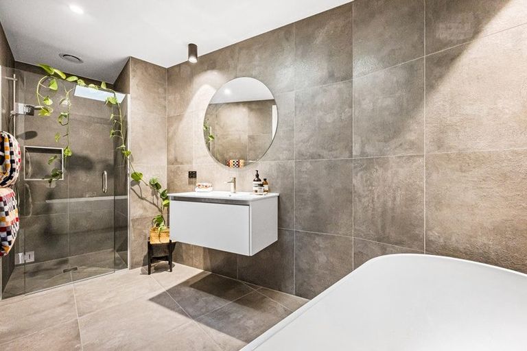 Photo of property in 3 Jack Seabrook Road, Hobsonville, Auckland, 0616