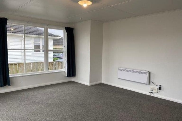 Photo of property in 5 Avon Street, Stratford, 4332