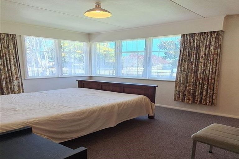 Photo of property in 76 Tiro Tiro Road, Levin, 5510