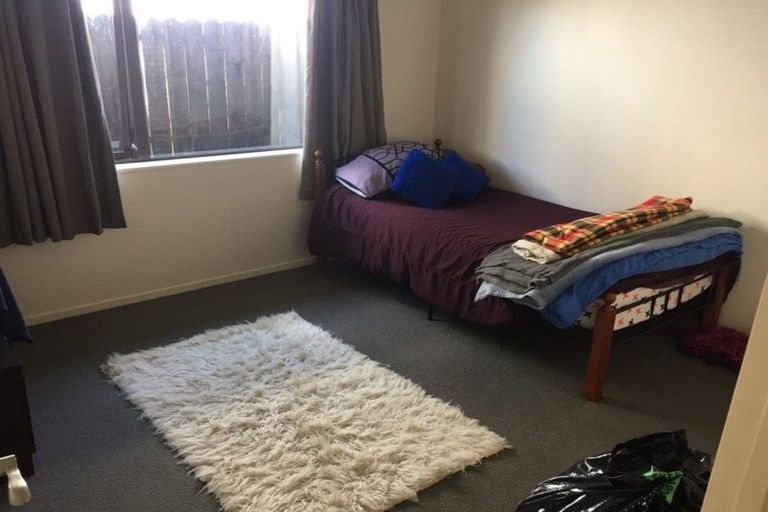 Photo of property in 11 Imjin Place, Papakura, 2110