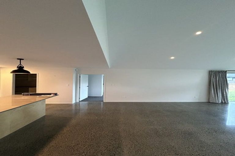 Photo of property in 23 Thomas Elmsley Way, Maungatapere, 0179