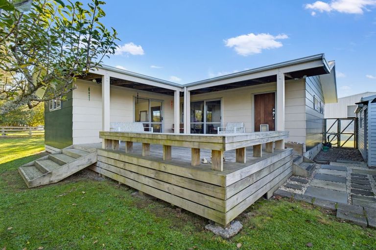 Photo of property in 10 Factory Road, Ballance, Pahiatua, 4983