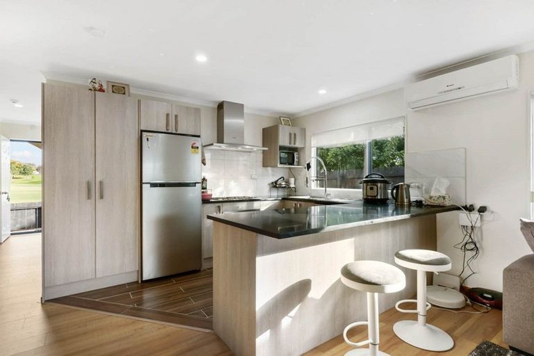 Photo of property in 4 Otago Place, Favona, Auckland, 2024