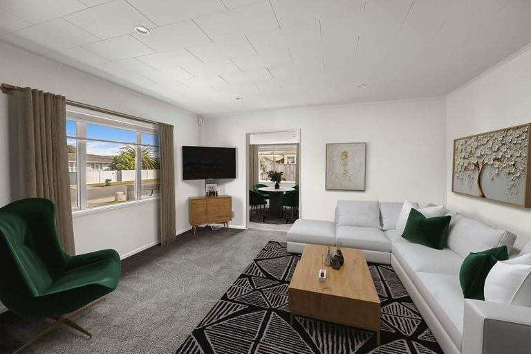 Photo of property in 8 Skerrett Crescent, Tamatea, Napier, 4112