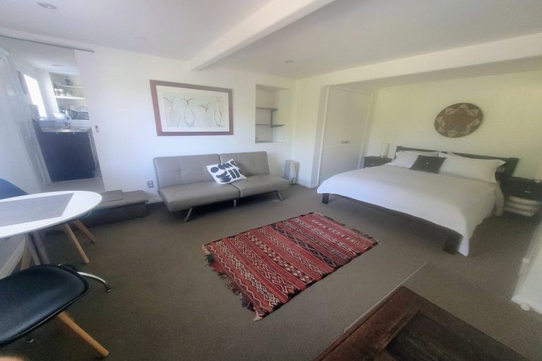 Photo of property in 7 Pah Road, Cockle Bay, Auckland, 2014