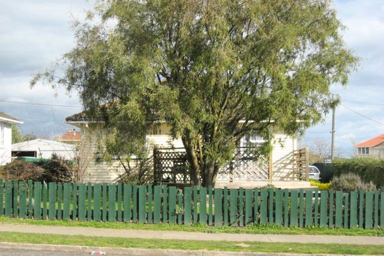 Photo of property in 17 Mccarthy Terrace, Waipukurau, 4200