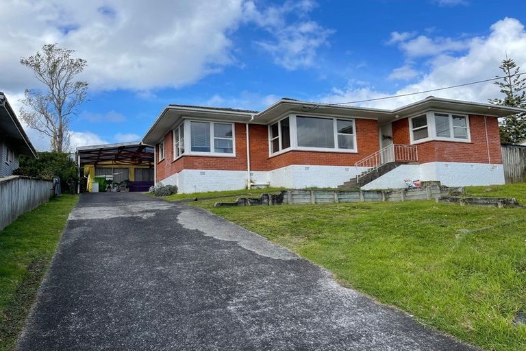 Photo of property in 14 Raeben Avenue, Hillcrest, Auckland, 0627