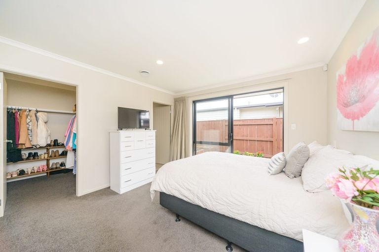 Photo of property in 2 Pegasus Place, Kelvin Grove, Palmerston North, 4414