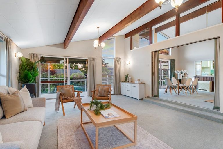 Photo of property in 4 Hawkswood Place, Avonhead, Christchurch, 8042