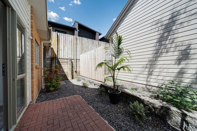 Photo of property in St Claire Village, 124/172 Mcleod Road, Te Atatu South, Auckland, 0610
