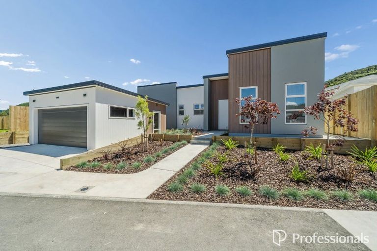 Photo of property in Manor Park, 12 Manor Park Road, Manor Park, Lower Hutt, 5019
