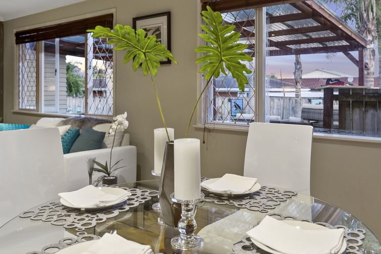 Photo of property in 230a Pakuranga Road, Pakuranga Heights, Auckland, 2010