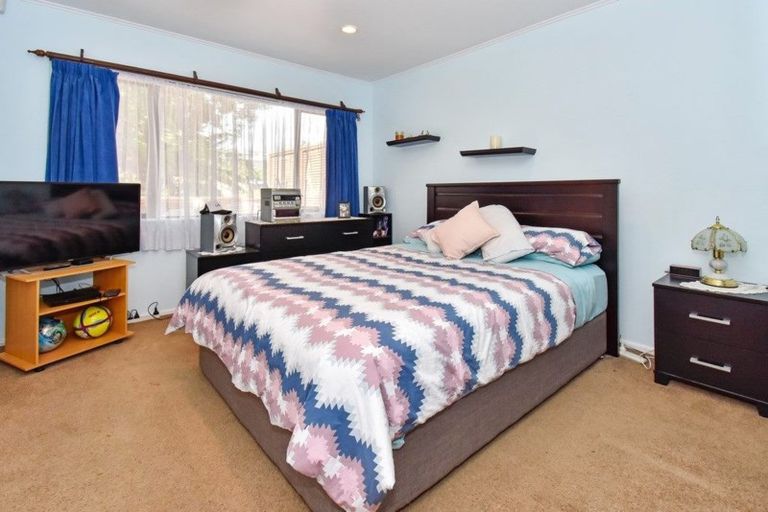 Photo of property in 5a Trimmer Terrace, Papatoetoe, Auckland, 2025