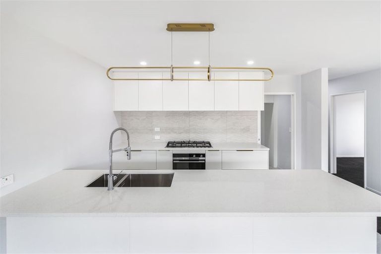 Photo of property in 15 Fountain Place, Rolleston, 7614