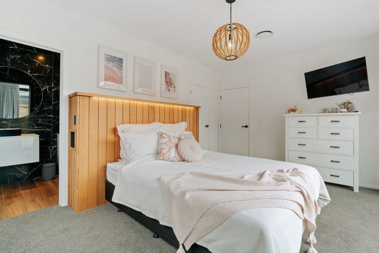 Photo of property in 62 Muster Road, Jacks Point, 9371