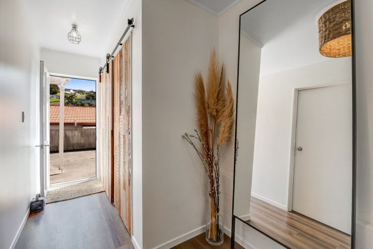 Photo of property in 55b Ferry Road, Arkles Bay, Whangaparaoa, 0932