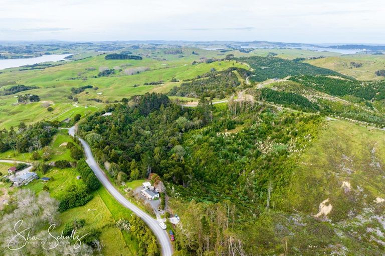 Photo of property in 800 Bickerstaffe Road, Maungaturoto, 0587