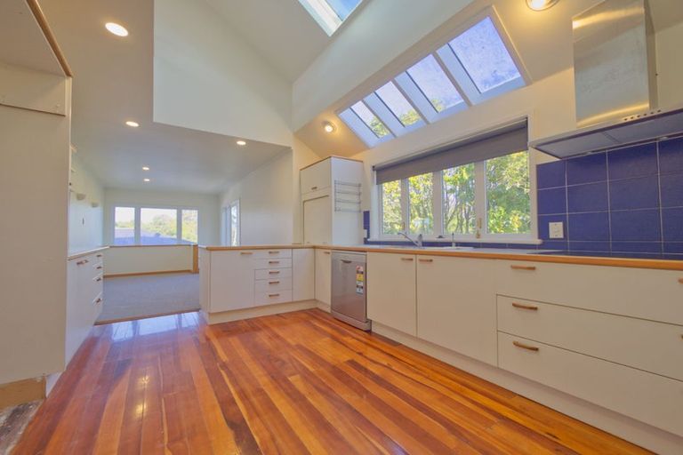 Photo of property in 20b Coronation Street, Belmont, Auckland, 0622
