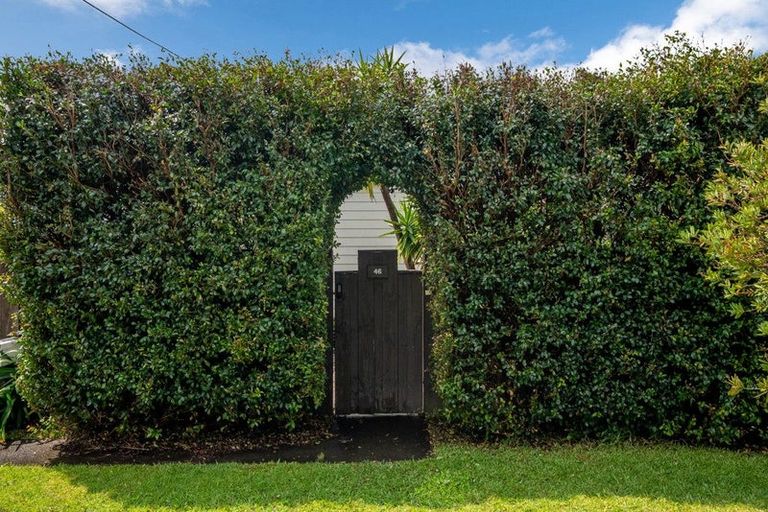 Photo of property in 1/46 Eversleigh Road, Belmont, Auckland, 0622