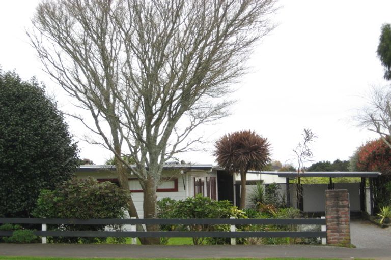 Photo of property in 184 Tukapa Street, Westown, New Plymouth, 4310