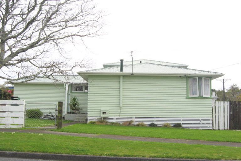 Photo of property in 230 Omata Road, Spotswood, New Plymouth, 4310