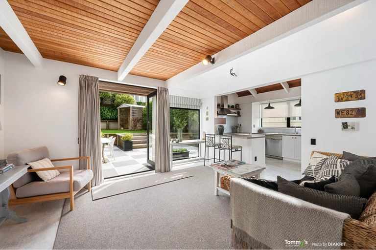 Photo of property in 9a Amritsar Street, Khandallah, Wellington, 6035