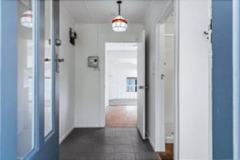 Photo of property in 8 Rokino Road, Taupo, 3330