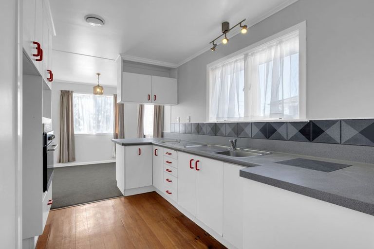 Photo of property in 18 Glenview Terrace, Glenview, Hamilton, 3206