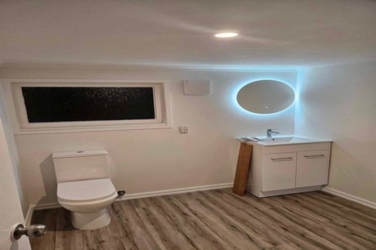 Photo of property in 8 Alston Avenue, Kelston, Auckland, 0602