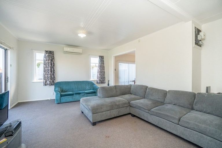 Photo of property in 45 Hulme Street, Roslyn, Palmerston North, 4414