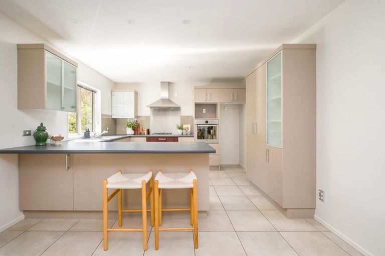 Photo of property in 22b Taupata Street, Redcliffs, Christchurch, 8081