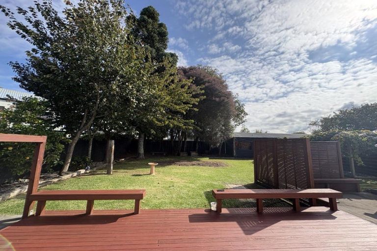 Photo of property in 1 Casey Avenue, Fairfield, Hamilton, 3214