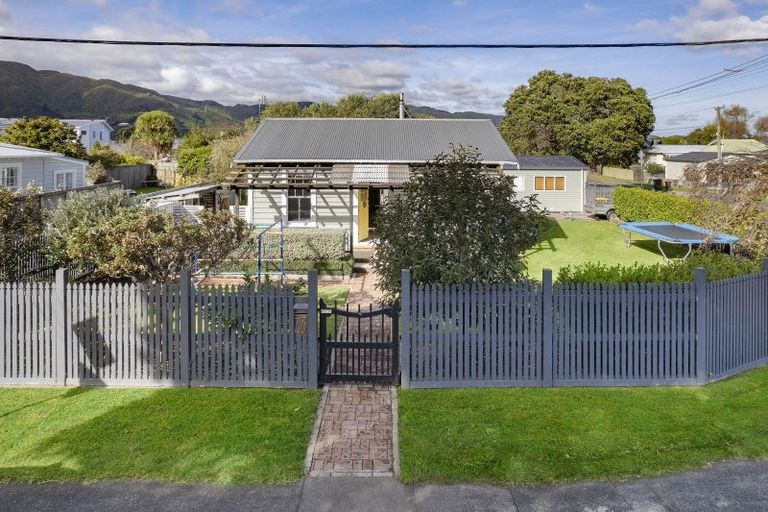 Photo of property in 23 Mason Street, Moera, Lower Hutt, 5010