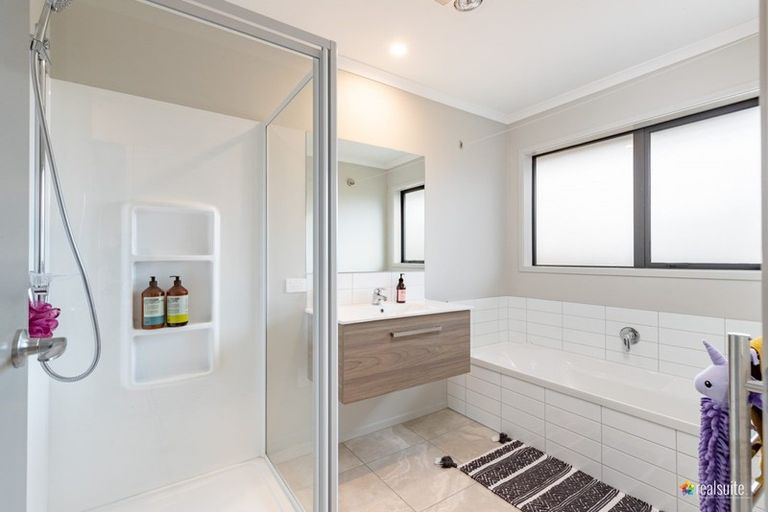 Photo of property in 9 Shearwater Lane, Whitby, Porirua, 5024