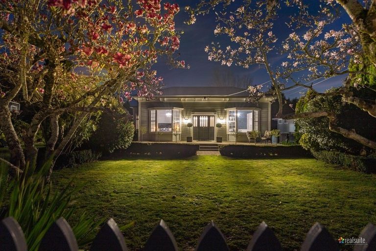 Photo of property in 26 Mcmaster Street, Greytown, 5712